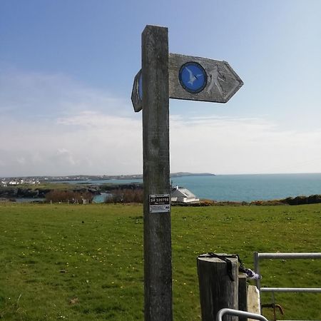 Anglesey Outdoors Albergue Holyhead Exterior foto